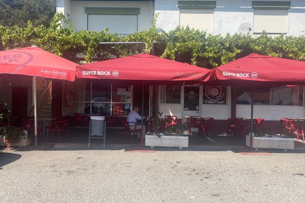 cafe_do_alto_alvados