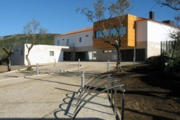 alojamento_pousada_juventude_alvados_1_1024_2500