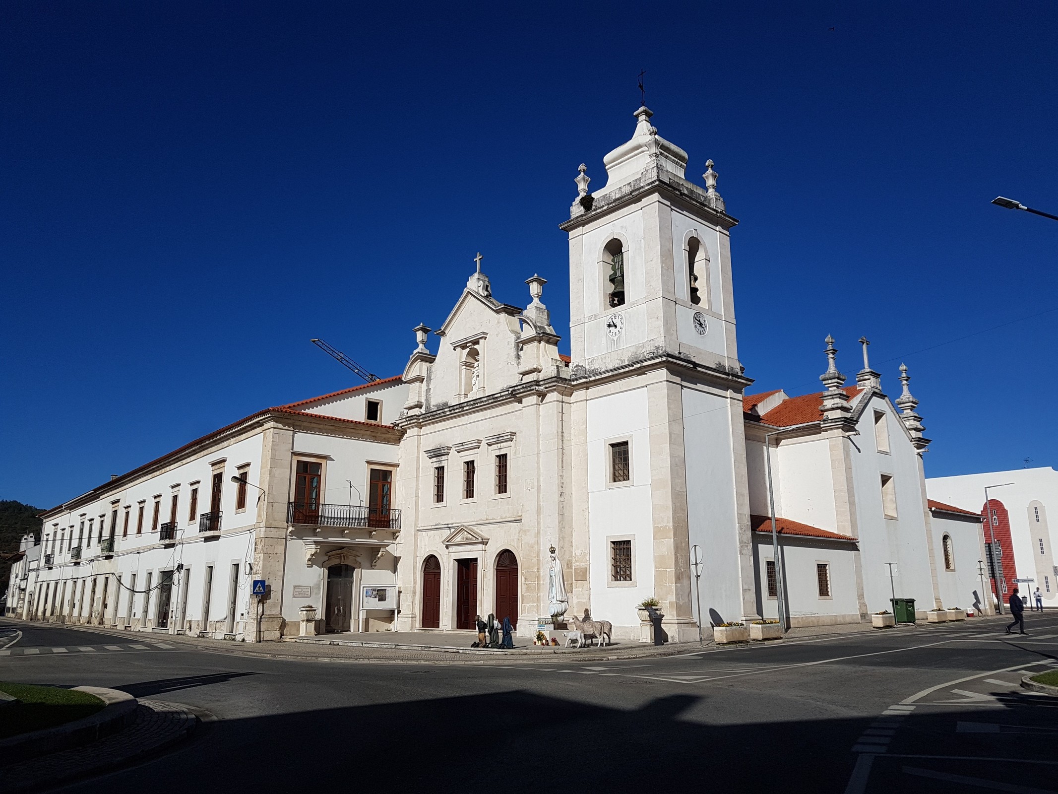 Explora Porto de Mós