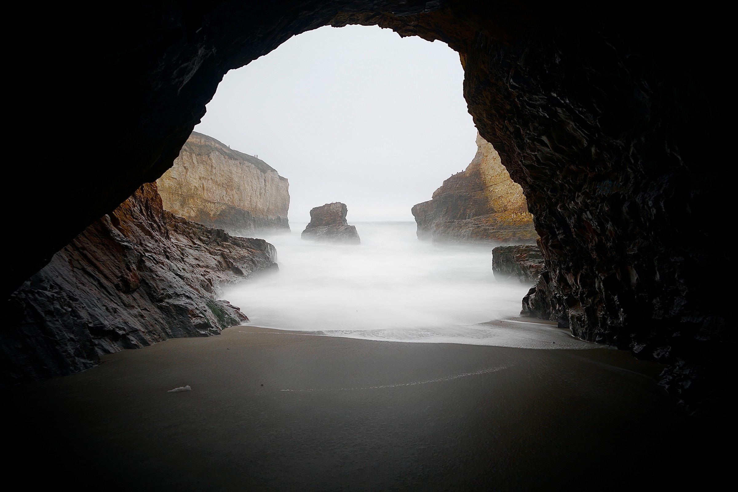 gruta do mar nevoeiro